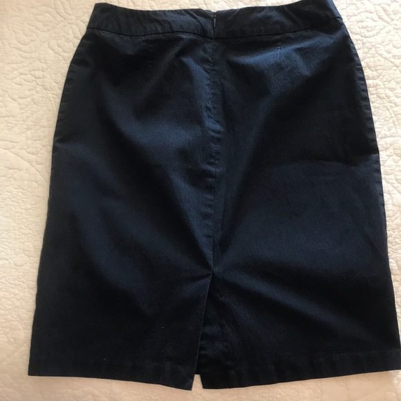 Blue Pin Stripe Skirt - Size 4 - Picture 2 of 2
